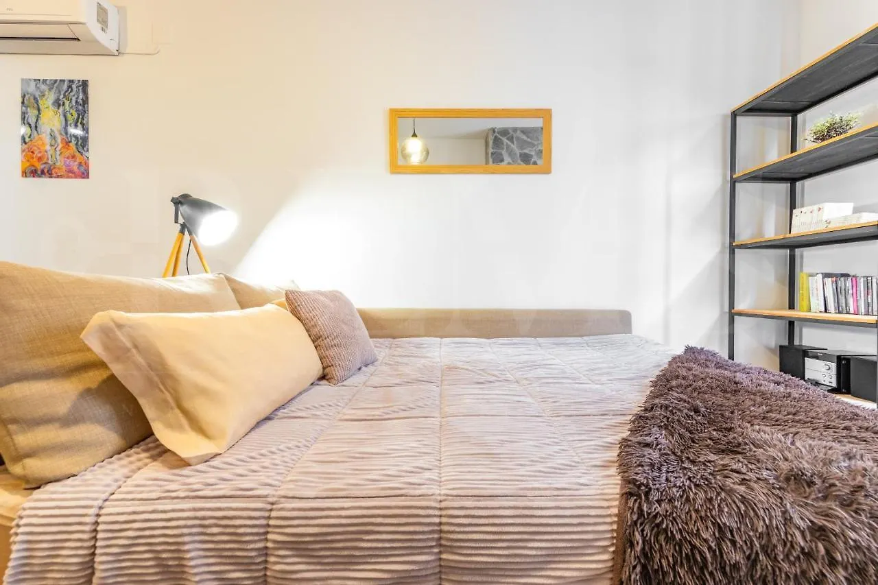 Cozy Flat With Common Pool & Parking - Center By Rems Apartamento Málaga