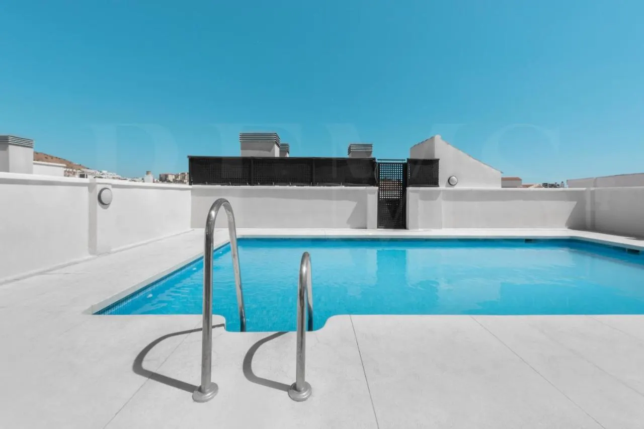 Cozy Flat With Common Pool & Parking - Center By Rems Apartamento Málaga Espanha