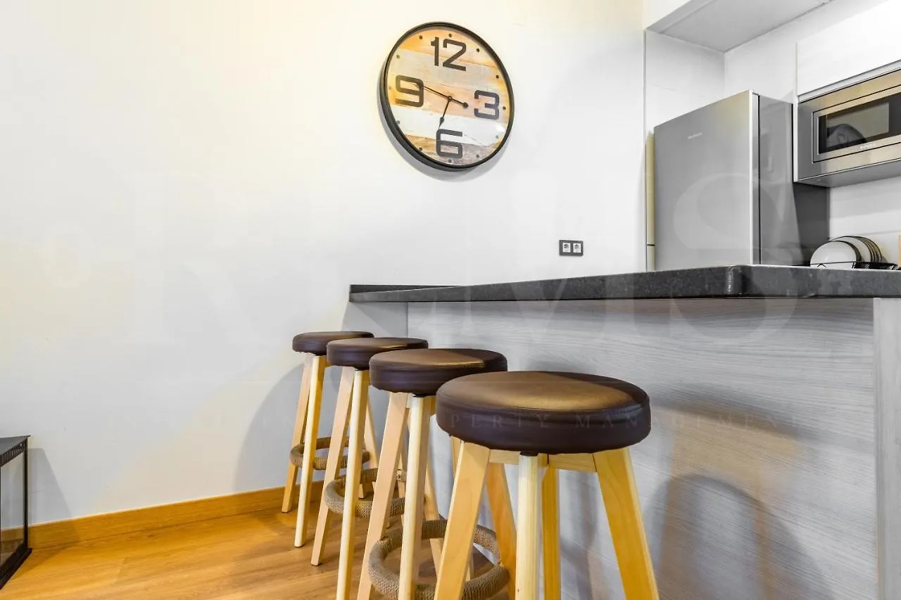 Cozy Flat With Common Pool & Parking - Center By Rems Apartamento Málaga